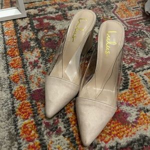 Lulu’s block nude heel mule - size 7.5 - cute and trendy!